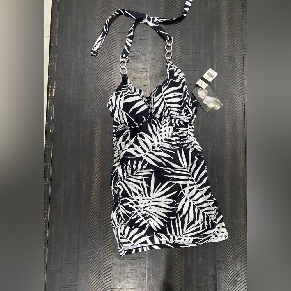 NWT Marilyn Monroe Swimsuit